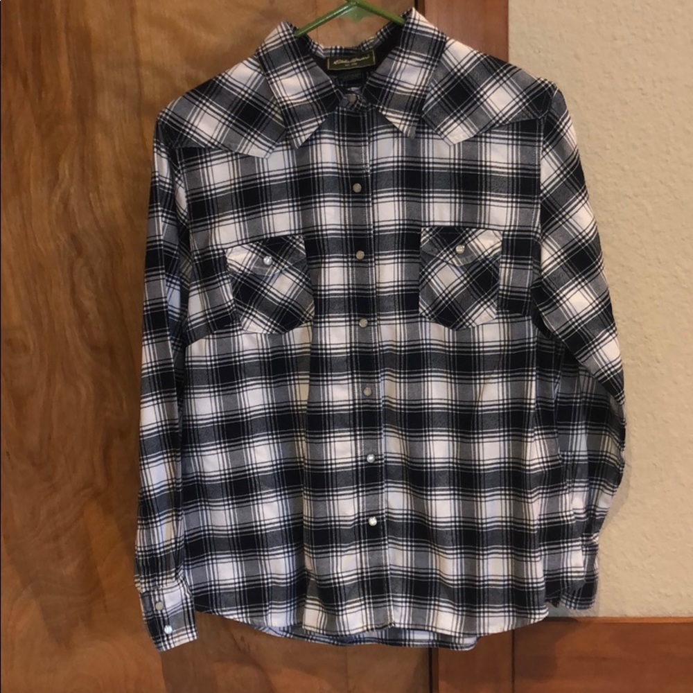 Eddie Bauer Top w/ Snaps